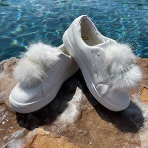 Sam Edelman white puff ball shoes size 7.5 women’s